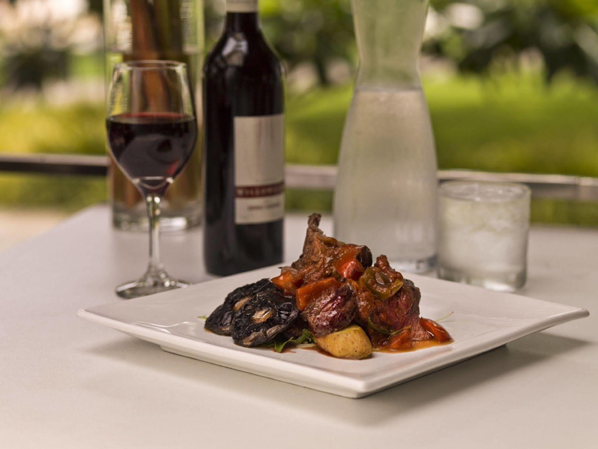 Vibe Hotel Darwin Waterfront Ngoại thất bức ảnh